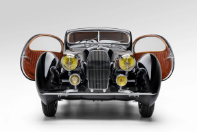 Broad Arrow Auctions - Monterey Jet Center Auction - Monterey, USA