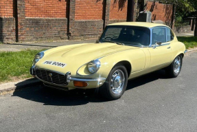 Modern & Classic Cars