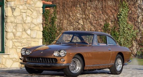 1964 Ferrari 330 GT 2+2