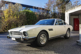 1974 Aston Martin V8