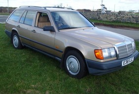 1987 Mercedes-Benz 200 T