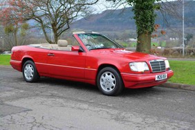 1995 Mercedes-Benz E 220