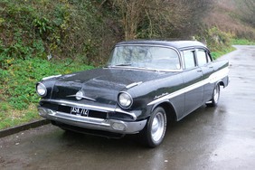 1957 Pontiac Super Chief