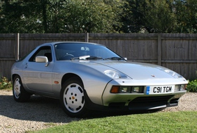 1986 Porsche 928 S2