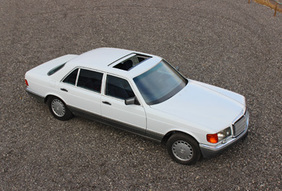 1987 Mercedes-Benz 560 SEL