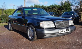 1994 Mercedes-Benz E 220