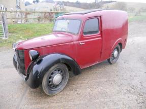 1946 Austin 8