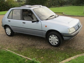 1990 Peugeot 205