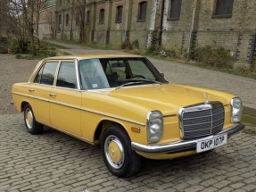 1975 Mercedes-Benz 200