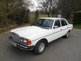 1985 Mercedes-Benz 230 E