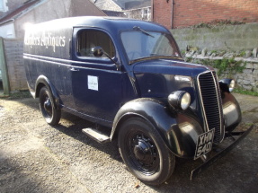 1953 Ford 10 CWT Van