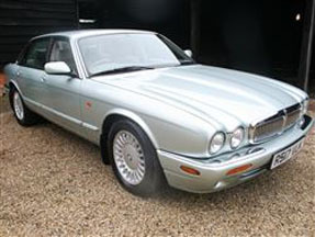 1997 Jaguar XJ8