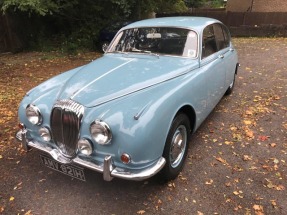 1969 Daimler V8 250