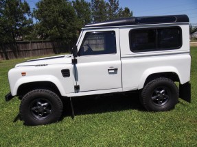 1990 Land Rover Defender