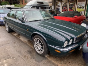 1998 Jaguar XJ8