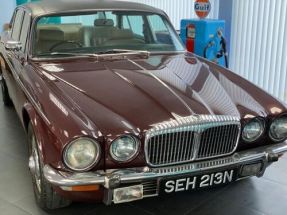 1974 Daimler Double Six