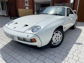 1984 Porsche 928