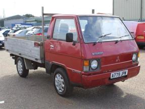 1983 Mitsubishi Flat Bed