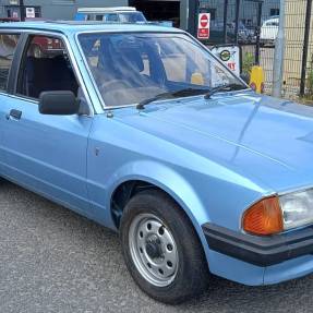 1984 Ford Escort