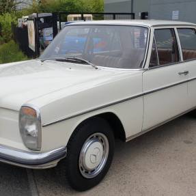 1970 Mercedes-Benz 220