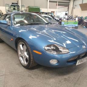 2003 Jaguar XKR