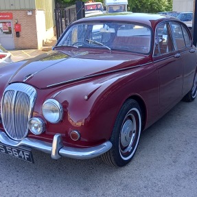 1968 Daimler V8 250