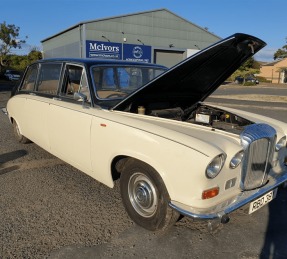 1983 Daimler DS420