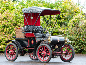 1904 Oldsmobile Curved Dash