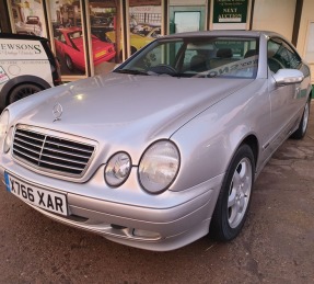 2000 Mercedes-Benz CLK 230