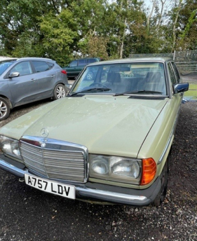 1983 Mercedes-Benz 230 E