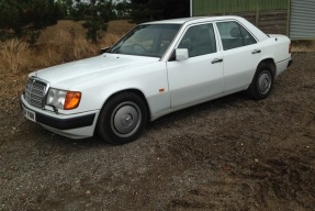 1991 Mercedes-Benz 230 E