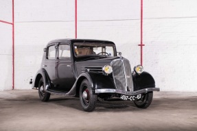 1935 Renault Monaquatre