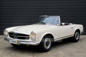 1966 Mercedes-Benz 230 SL