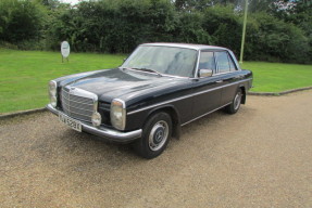 1976 Mercedes-Benz 230