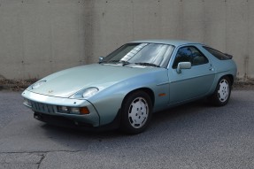 1984 Porsche 928 S2