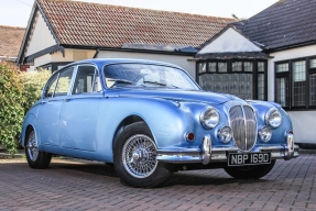 1966 Daimler V8 250