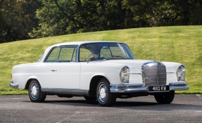 1963 Mercedes-Benz 220 SE Coupe