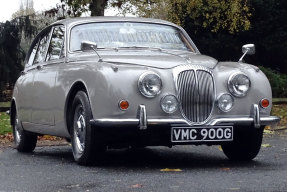 1968 Daimler V8 250