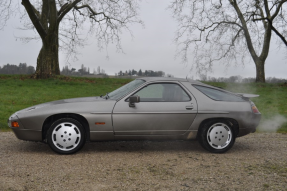 1989 Porsche 928 S4