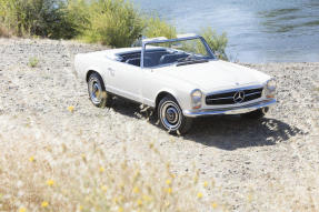 1965 Mercedes-Benz 230 SL