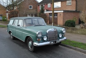 1966 Mercedes-Benz 230