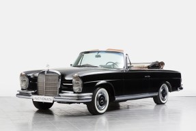 1963 Mercedes-Benz 220 SEb Cabriolet