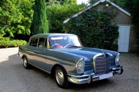 1966 Mercedes-Benz 230 S