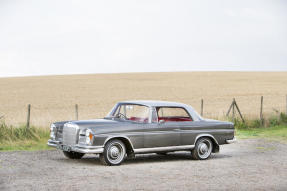 1967 Mercedes-Benz 300 SE Coupe