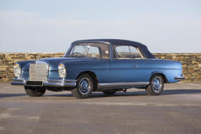 1966 Mercedes-Benz 220 SEb Cabriolet