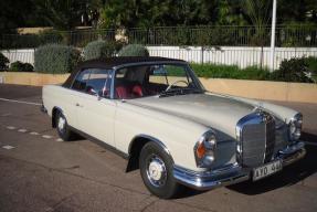 1965 Mercedes-Benz 220 SEb Cabriolet