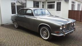 1967 Jaguar 420