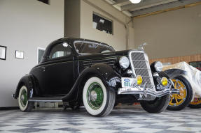 1935 Ford Model 48