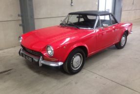  Fiat 124 Sport Spider