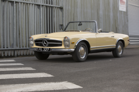 1966 Mercedes-Benz 230 SL